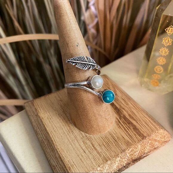 Boho Adjustable Pearl and Turquoise silver ring adjustable - Picture 3 of 4